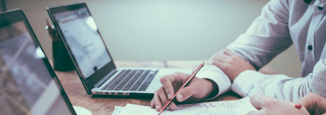 Assicurazione_scott-graham-5fNmWej4tAA-unsplash.png