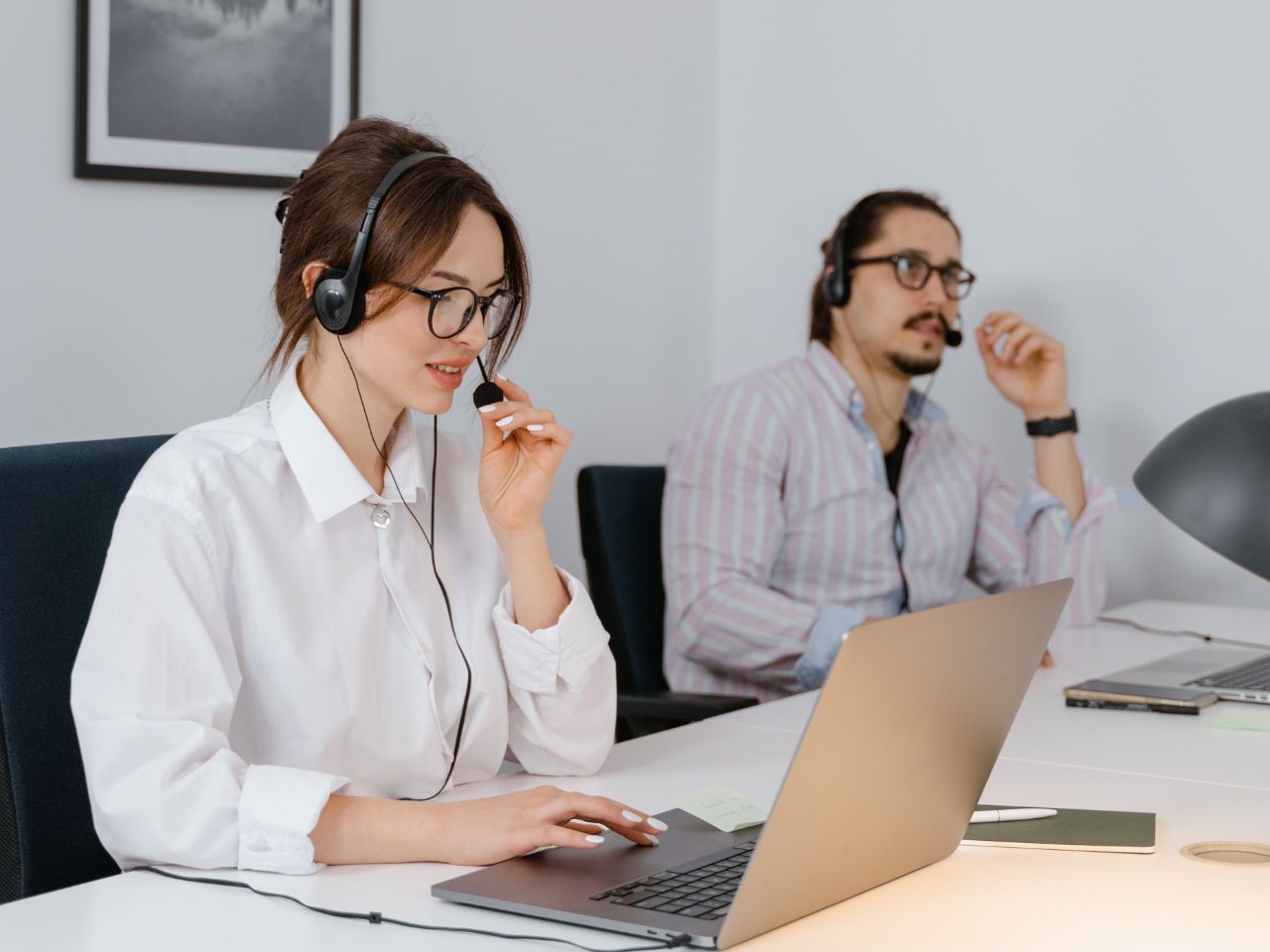 How IT Leaders Can Reduce Customer Service Costs (1).jpg